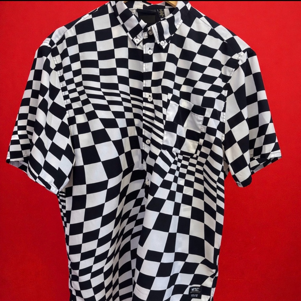 WESC Warped Checkerboard “Wasted Youth” Graphic Shirt – XL